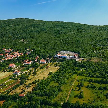 Villa On Stone Velika Čista Екстериор снимка