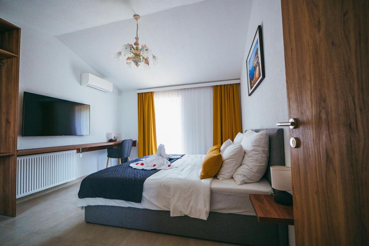 Villa On Stone Velika Čista Екстериор снимка