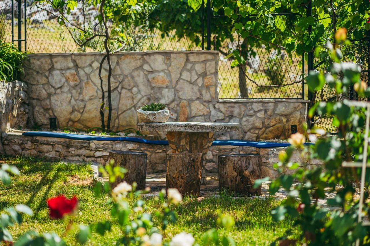 Villa On Stone Velika Čista Екстериор снимка
