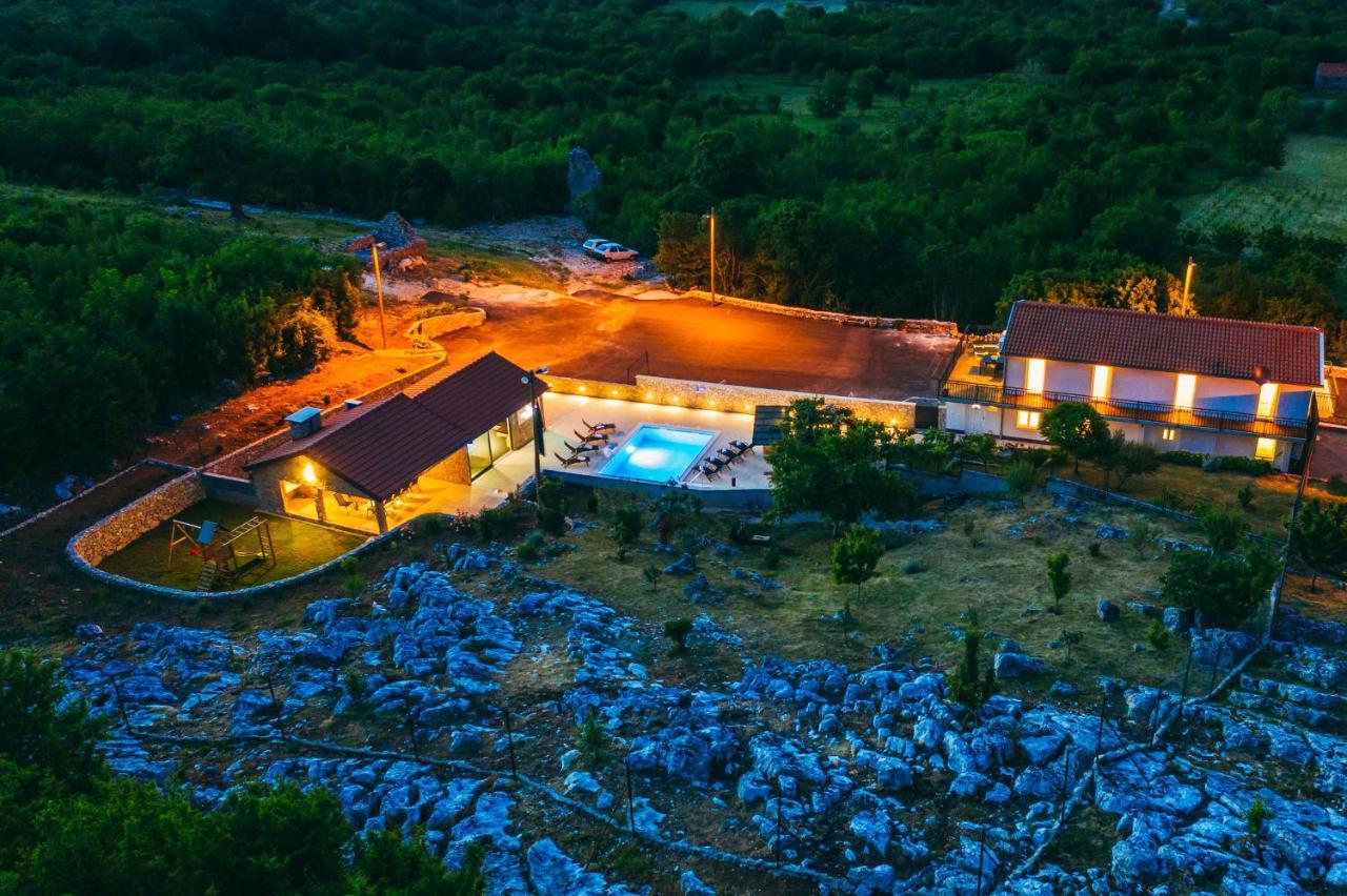 Villa On Stone Velika Čista Екстериор снимка